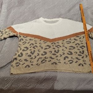 Women's sweater